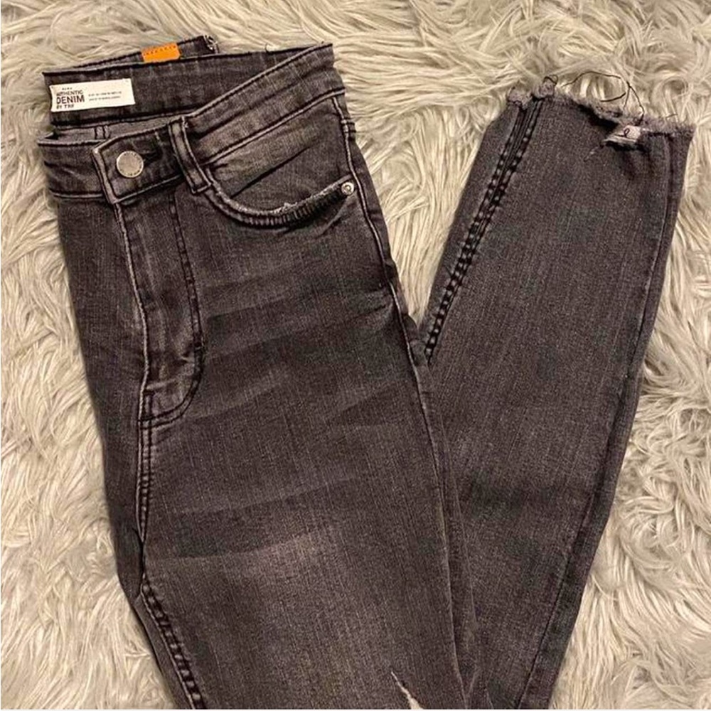ZARA TRF Authentic Denim Black Slim Highrise Jeans